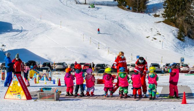 Skiing lessons for the family